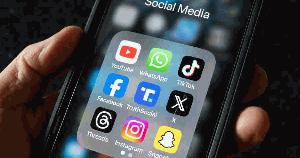 New Zealand moves to ban social media for under-16s