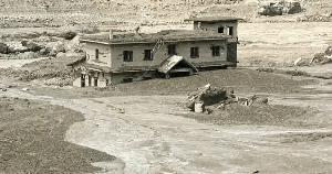 Hundreds missing after Nepal-Tibet flood kills 98