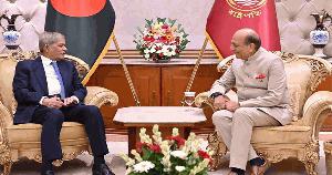 President calls for resolving all outstanding issues with India